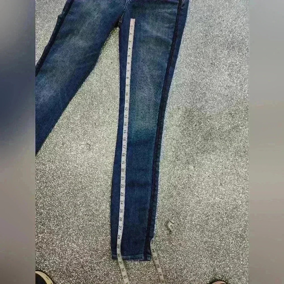 SILVER Calley Super High Rise Skinny Jeans - Picture 7 of 9